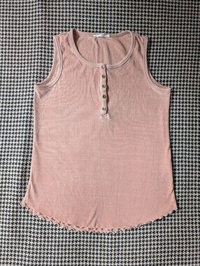 Light pink ribbed summer tank top